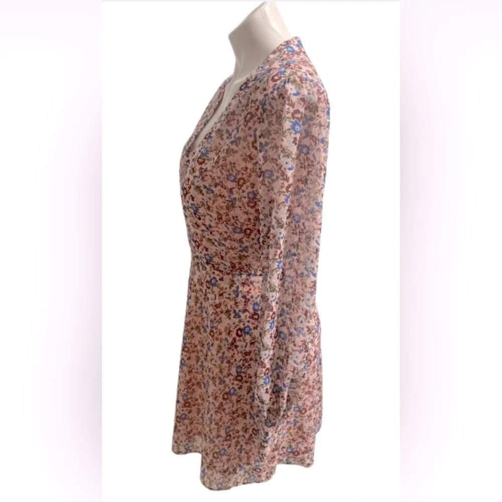 The East Order Sophie V-Neckline Floral Long Sleeve Mini Dress - Picture 5 of 10